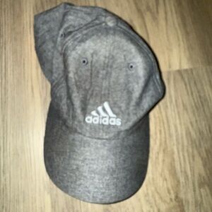 Adidas‎ Gray Cap